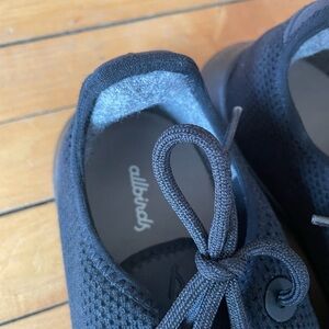 allbirds Men’s Black Knit Lace-Up Sneakers